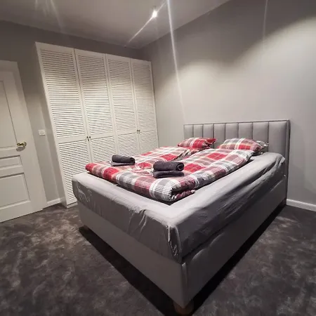 Apartament Altoria Ii Z Ogrodkiem 公寓 *